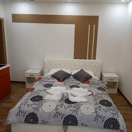 Slado بيت ضيافة تريبينيي