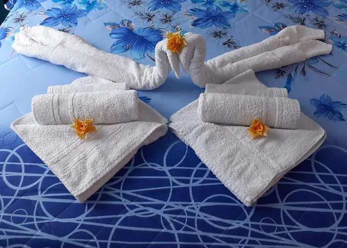 Slado Πανσιόν *