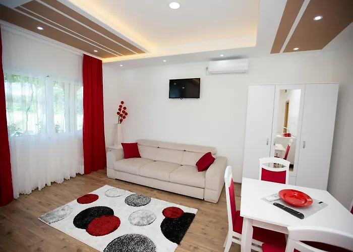 Slado Πανσιόν