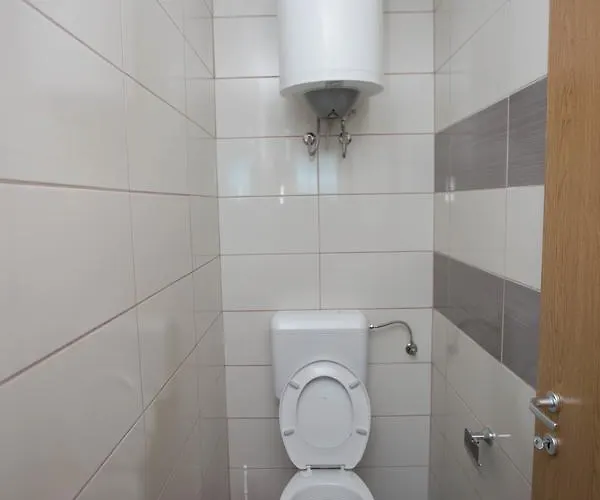 Slado * Τρέμπινιε